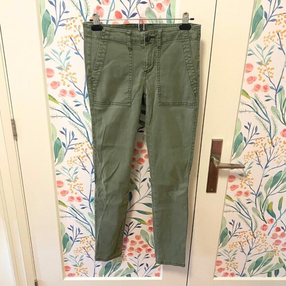 🌿 Cabi Olive Utility Slim Pants | Size 4 | Soft Stretch Fit - Picture 2 of 8